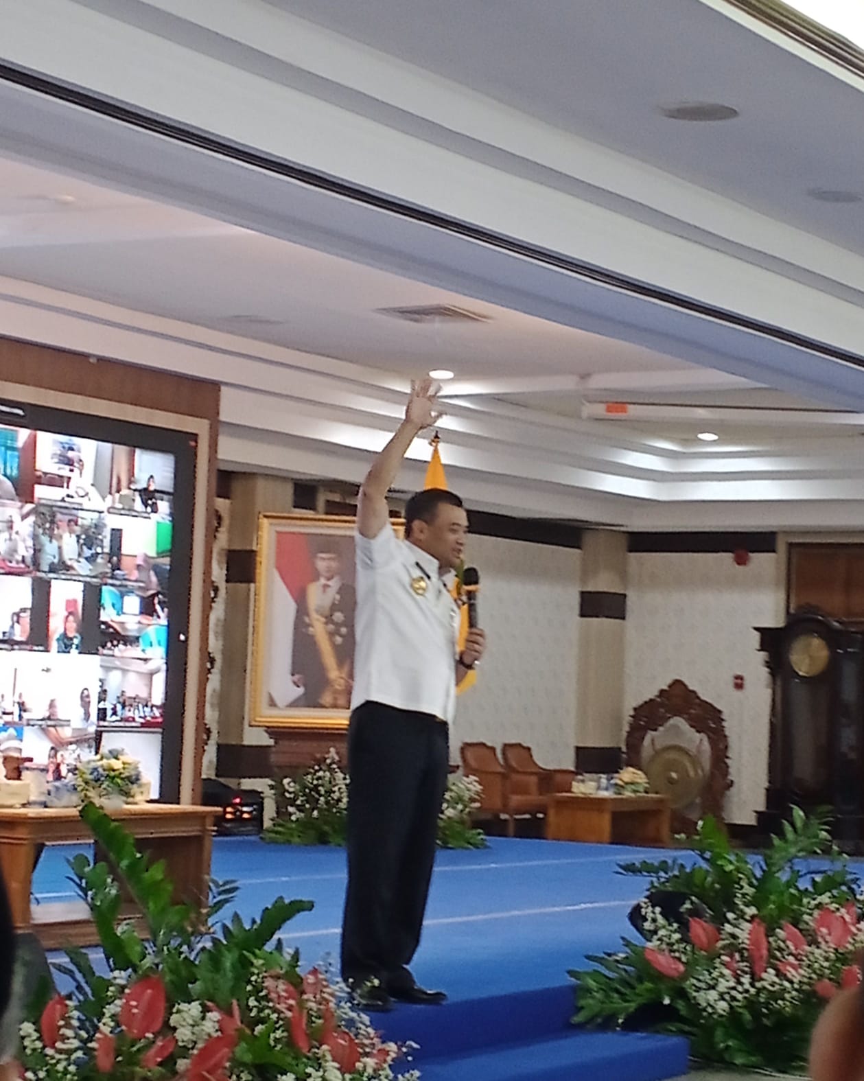 Penyerahan SK Penugasan Guru sebagai KS oleh Gubernur Jawa Tengah