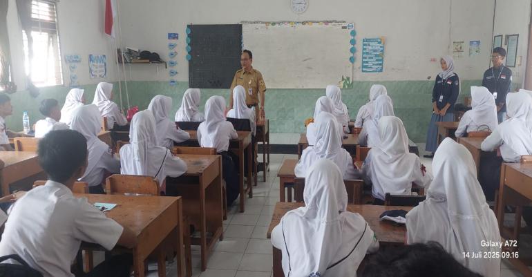 KEGIATAN MONEV MPLS RAMAH